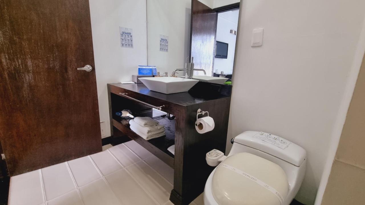 Habitat Suites Hotel Перейра Экстерьер фото